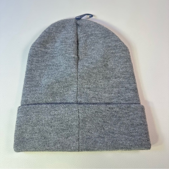 NWT Men’s Tommy Hilfiger Gray Knit Beanie Hat SZ M/L - Picture 2 of 3
